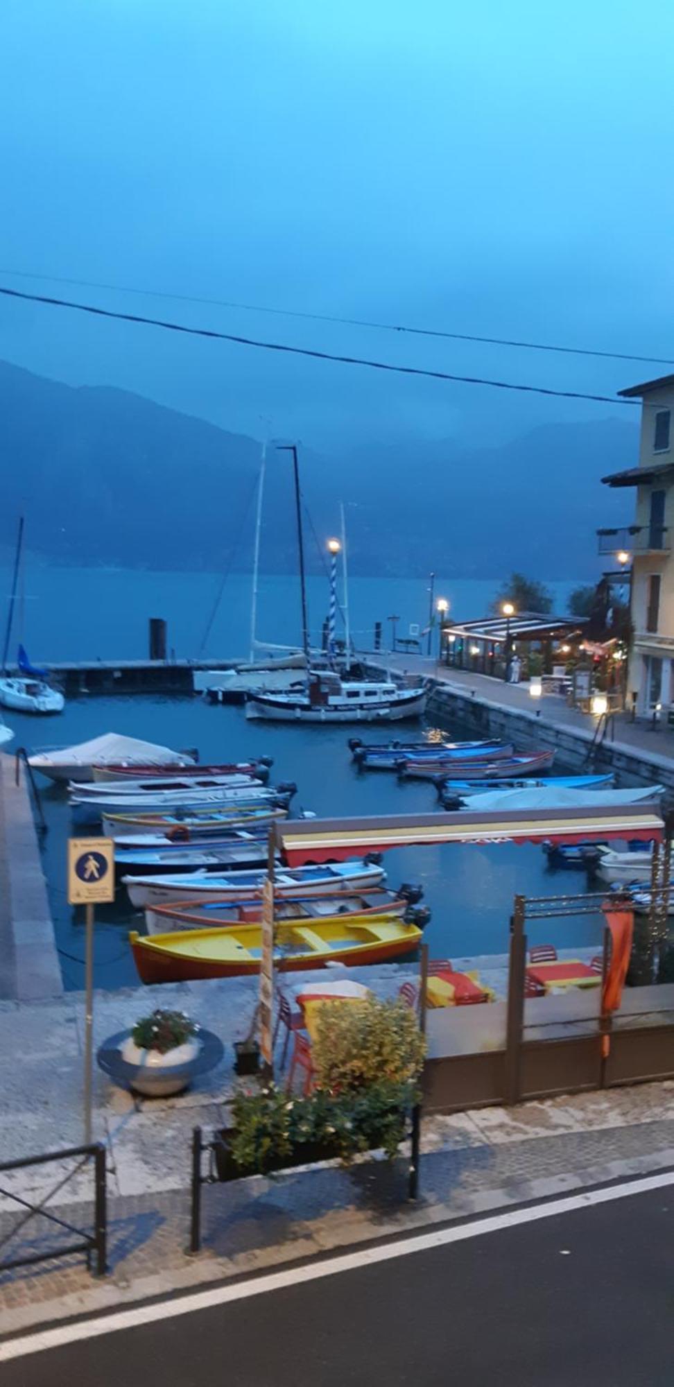 Hotel Danieli La Castellana lago di Garda Brenzone sul Garda Esterno foto