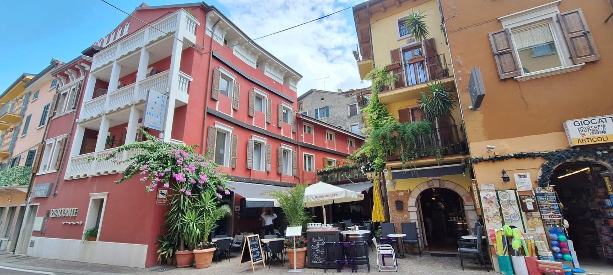 Hotel Danieli La Castellana lago di Garda Brenzone sul Garda Esterno foto