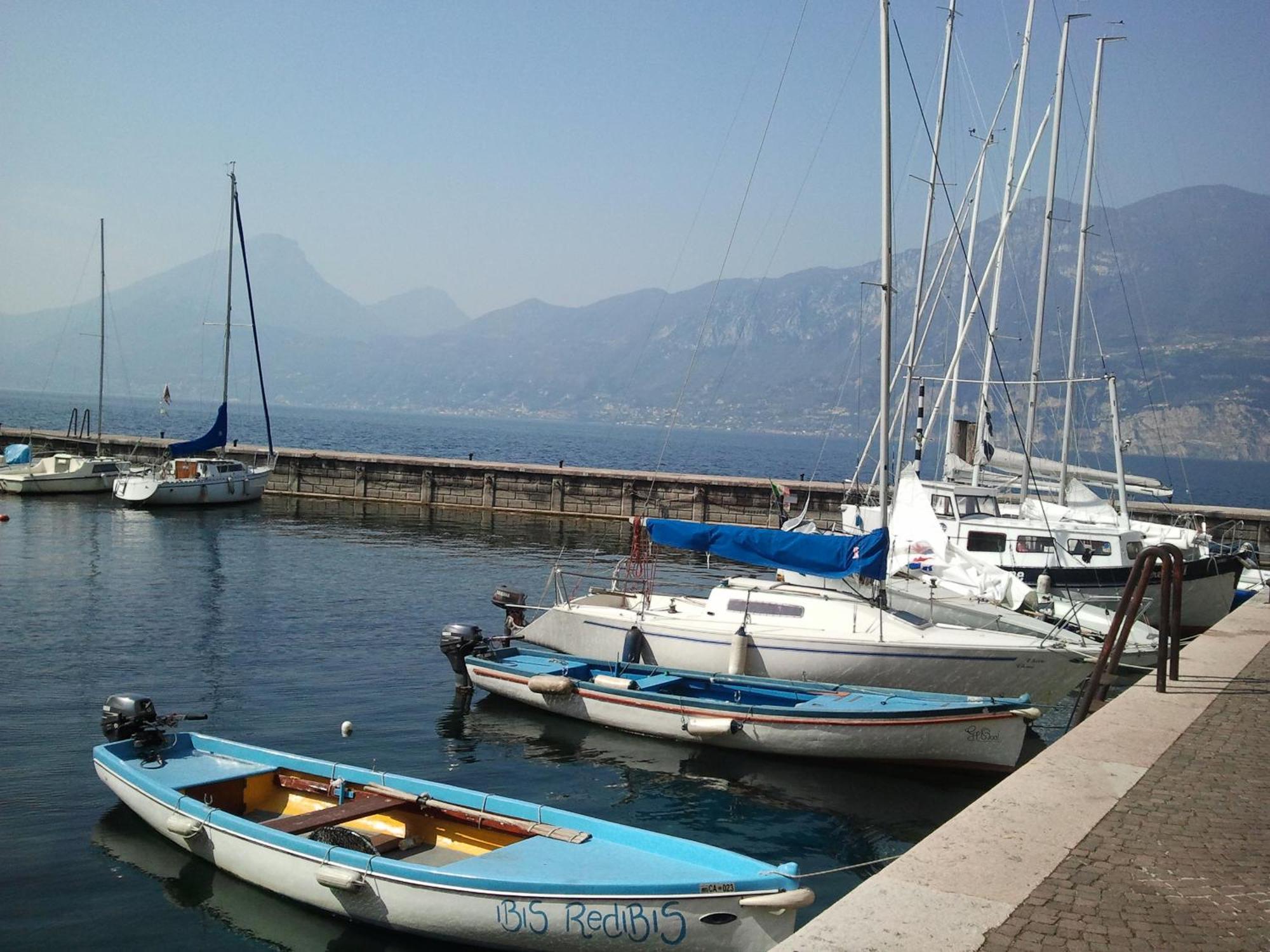 Hotel Danieli La Castellana lago di Garda Brenzone sul Garda Esterno foto